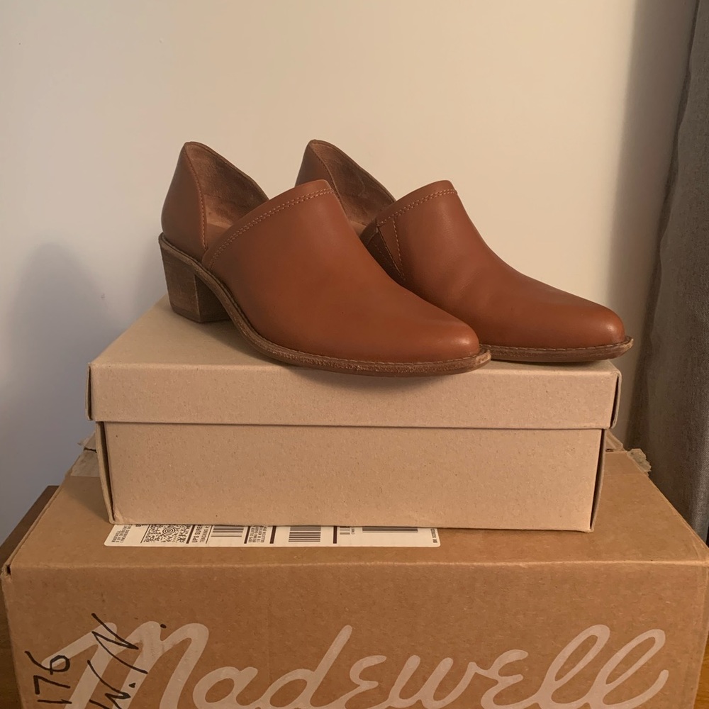 Excellent condition with original box. Worn once.
